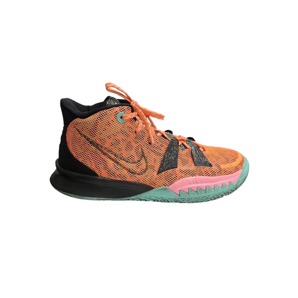 Nike Kid's Kyrie 7 GS Shoes Play The Future CW3235-800 Size 7Y